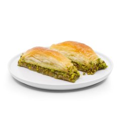Fıstıklı Havuç Dilimi Baklava 2,5 kg tepsi (tepsi bedeli dahil)