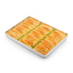 Fıstıklı Havuç Dilimi Baklava 2,5 kg tepsi (tepsi bedeli dahil)